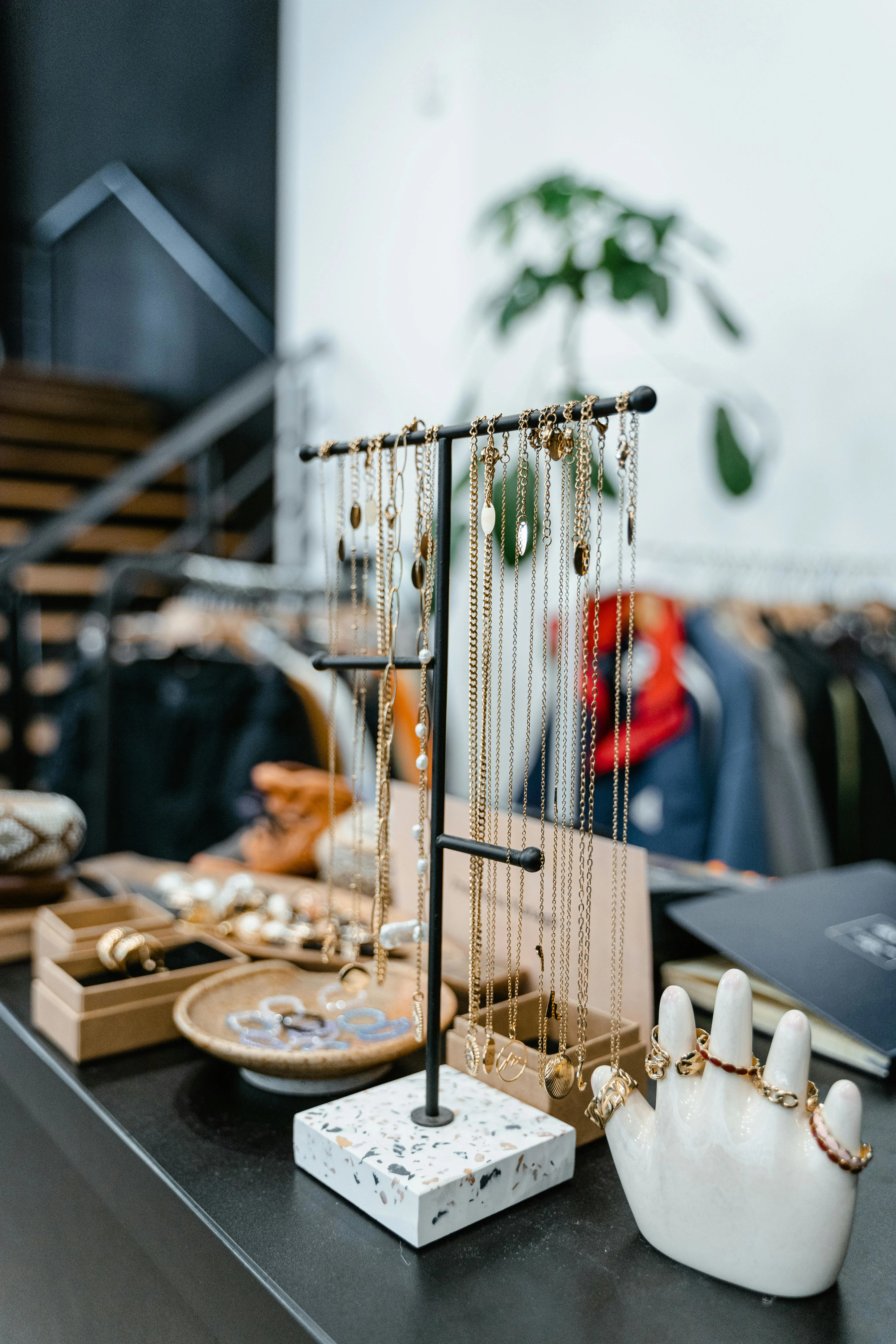 متاجر المجوهرات والأكسسوارات